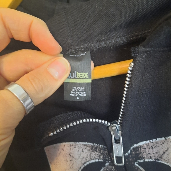 Size small unisex hoodie BREAKING BENJAMIN concert hoodie - Picture 2 of 3